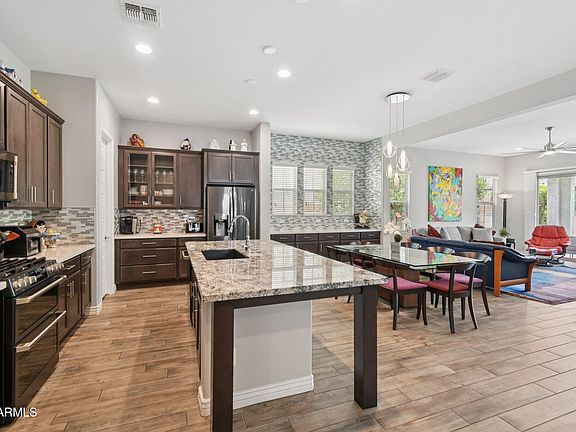 2nd image of 3514 E PIKE Street