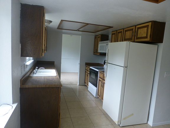 5th image of 2662 W 104th Ct