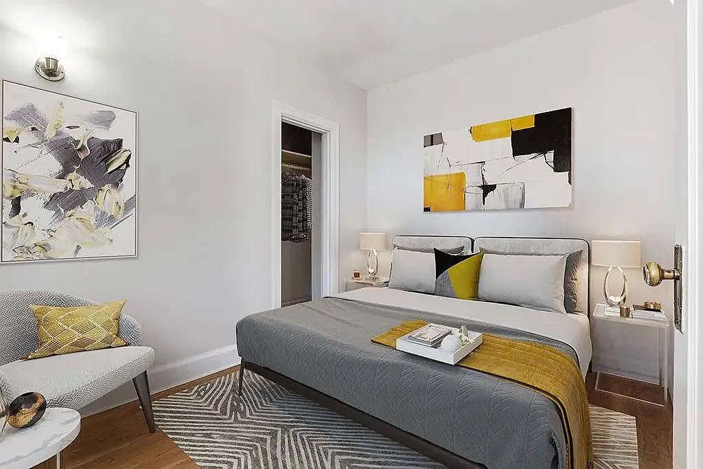 Chateau Apartments — Photo 3