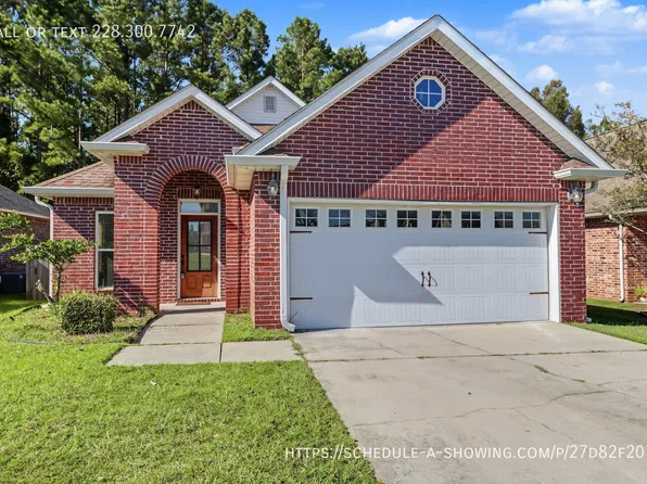 17063 Palm Ridge Dr, Diberville, MS 39540