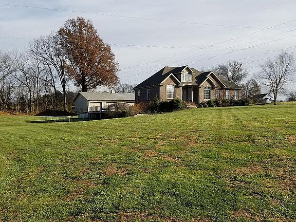 retaining wall walkout