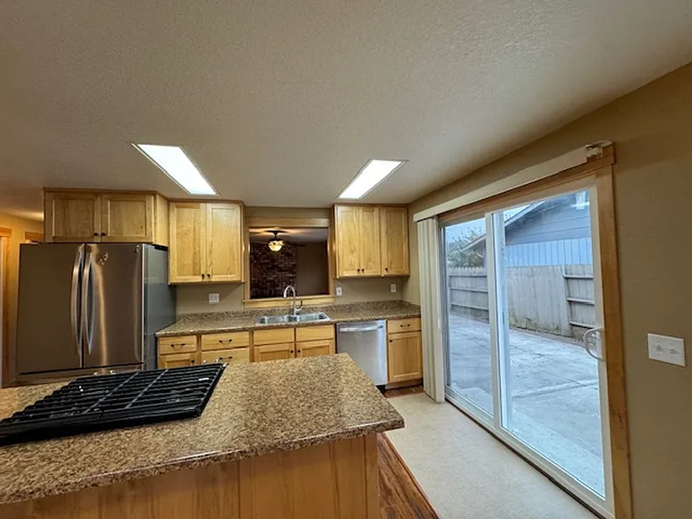 3241 Zelia Ct — Photo 10