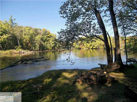 4th image of 6004 N River Hwy