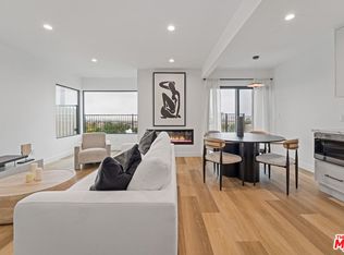 3305 Ocean Front Walk #1 & 2, Marina Del Rey, CA 90292