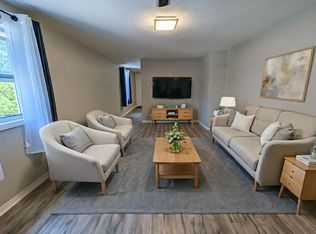 25 5th St #3, Welland, ON L3B4Z4