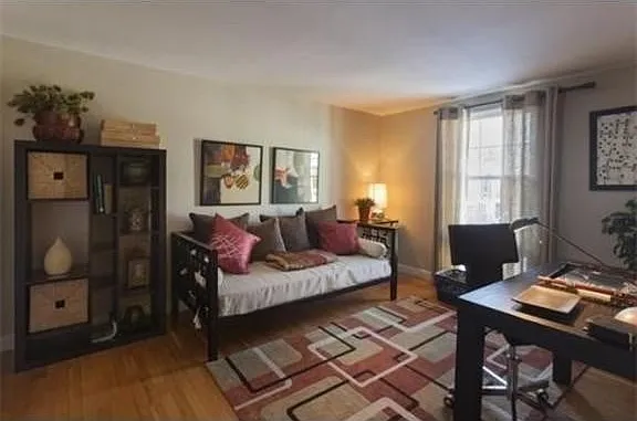 11 Oak St #2 — Photo 9