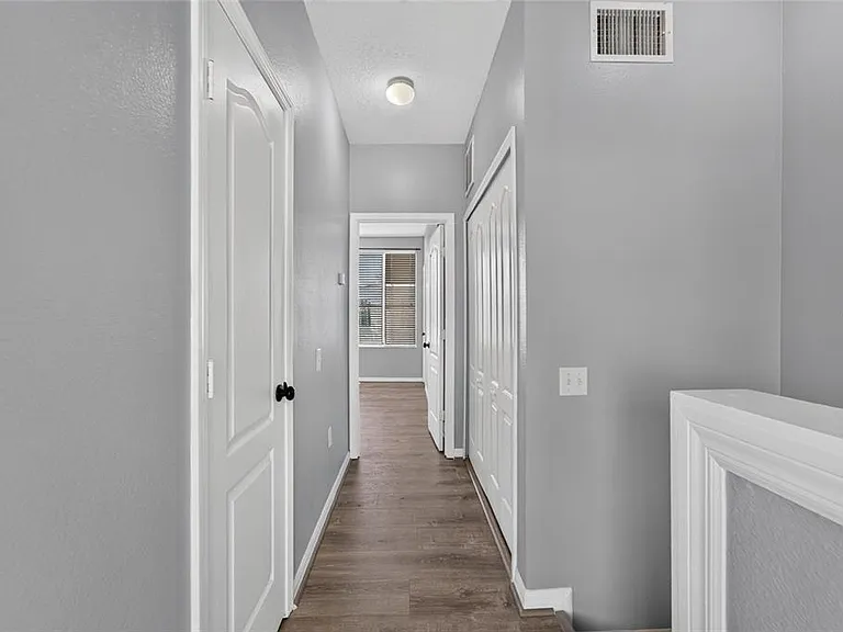 3186 Bayshore Oaks Dr — Photo 40