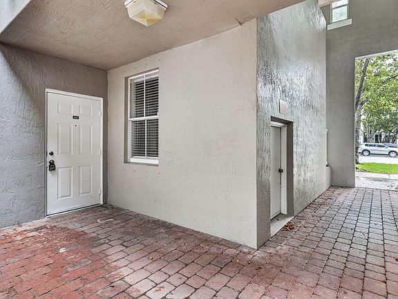 2nd image of 2103 SHOMA Drive #122