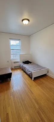 Rented by EZ Sell Realty | media 14