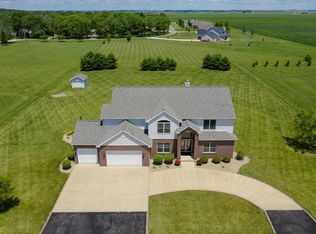 858 County Road 3200 N, Dewey, IL 61840