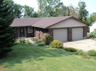 735 Longvue Dr, Wintersville, OH
