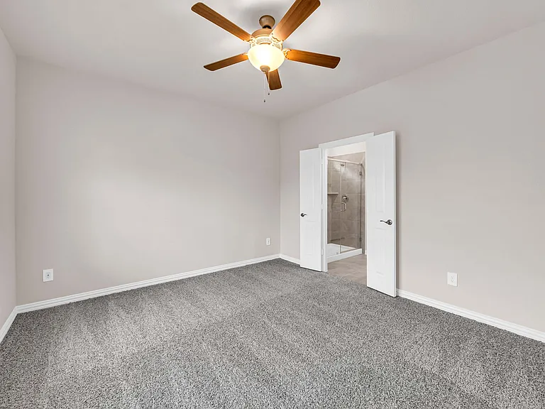 504 Weller Rd — Photo 15