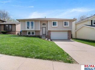 16527 Ehlers St, Omaha, NE 68135