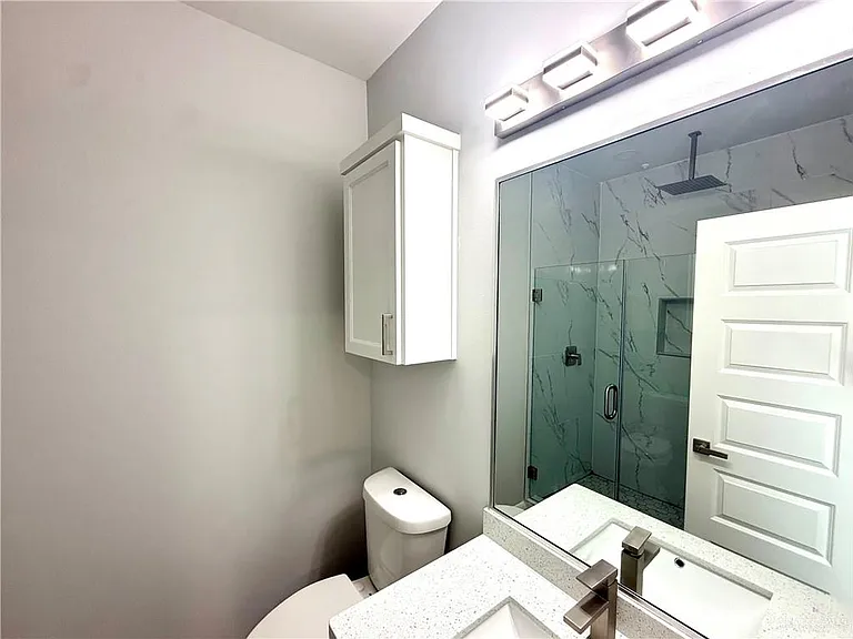 2701 W Bliss St #1 — Photo 9