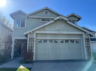 7589 Lighthouse Ln, Reno, NV 89511