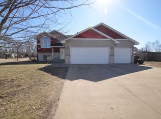 13477 Monroe Dr, Becker, MN 55308