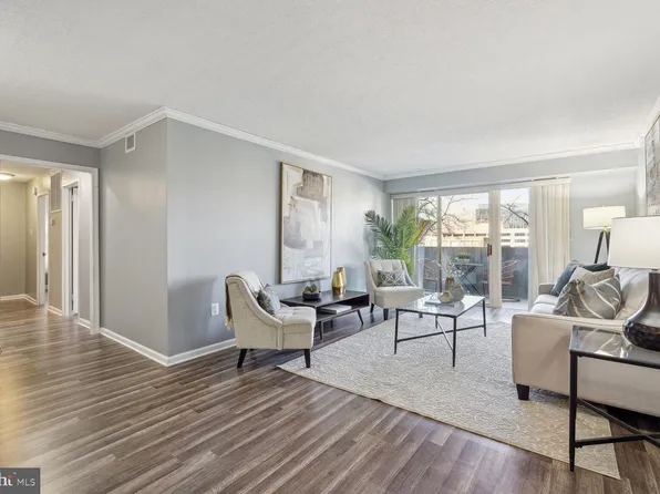 700 7th St SW APT 204, Washington, DC 20024