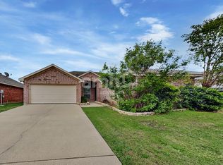 1909 Wahoo Dr, Mansfield, TX 76063