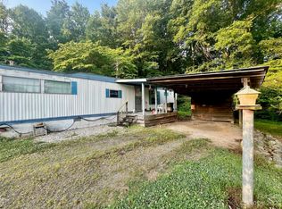 103 Jeff Walker Ln, Hiddenite, NC 28636