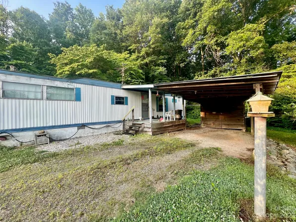103 Jeff Walker Ln, Hiddenite, NC 28636