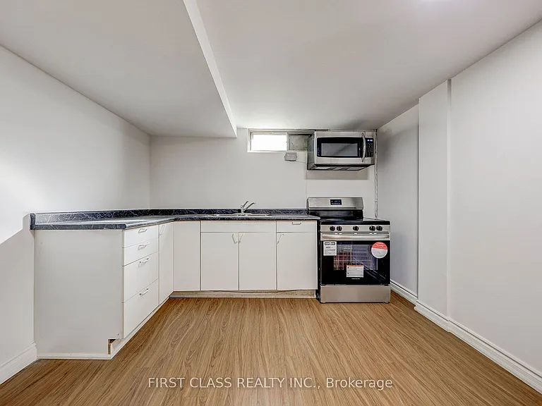 214 Linden Ave #BASEMENT — Photo 4