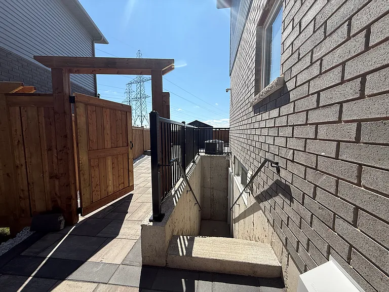 267 Rockledge Dr #BASEMENT — Photo 16