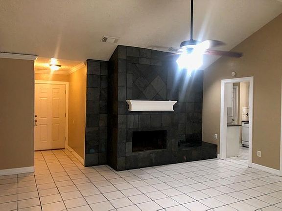 5th image of 2727 Kings Canyon Ct