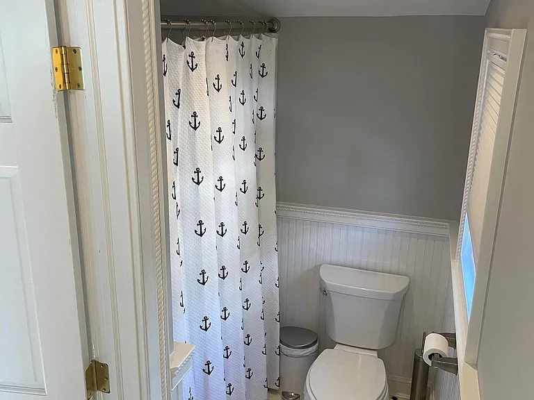 70 Langworthy Ave — Photo 7