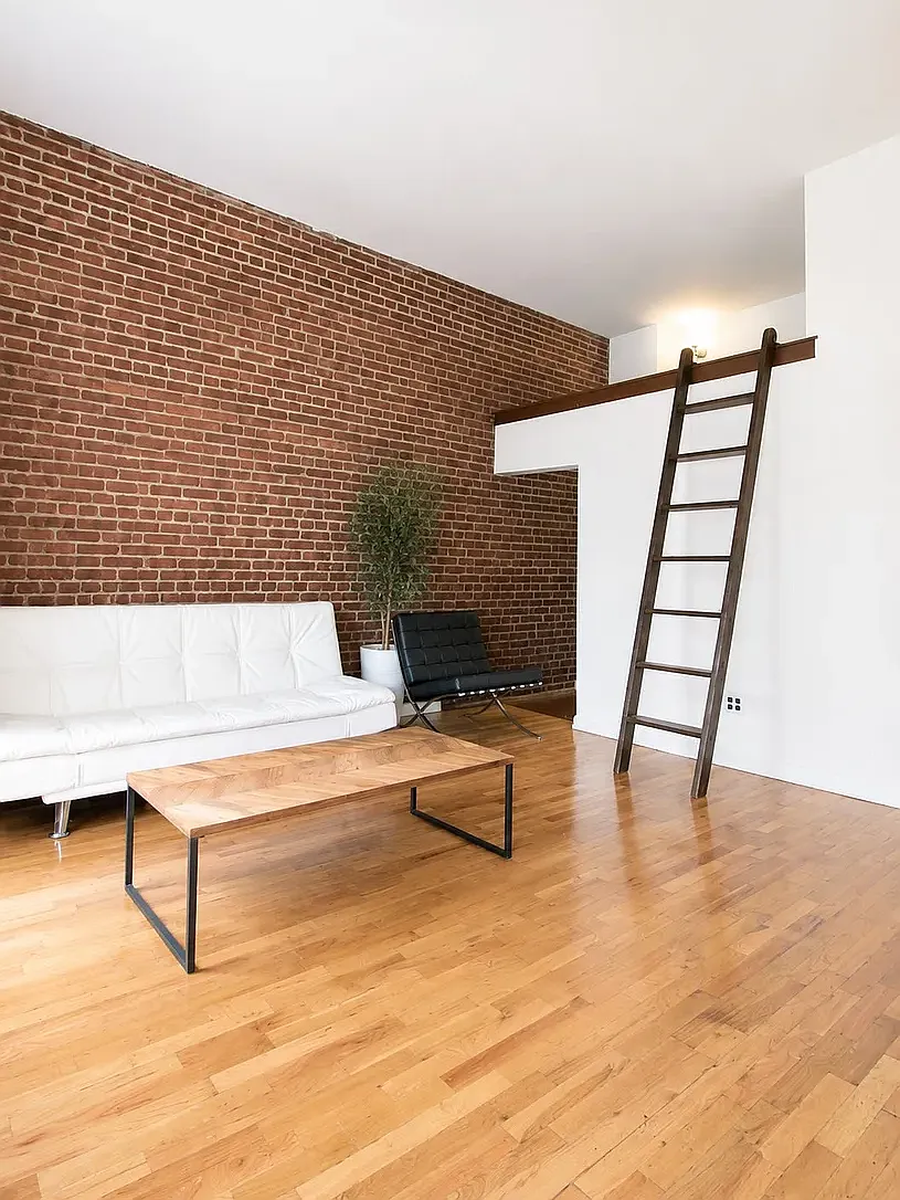 55 West 84th Street — Photo 3