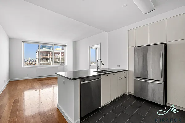 Rented by Mirador Real Estate | media 4