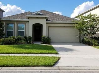 913 Berry Leaf Ct, Apopka, FL 32703