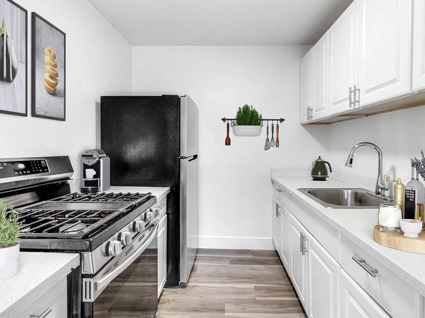 3359 Lerwick Rd APT 2