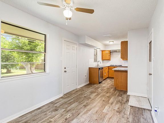 3rd image of 1720 Americana Blvd