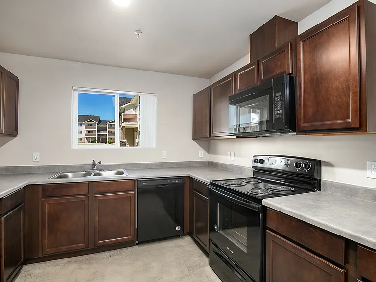 Bel Cielo Apartments LLC — Photo 14