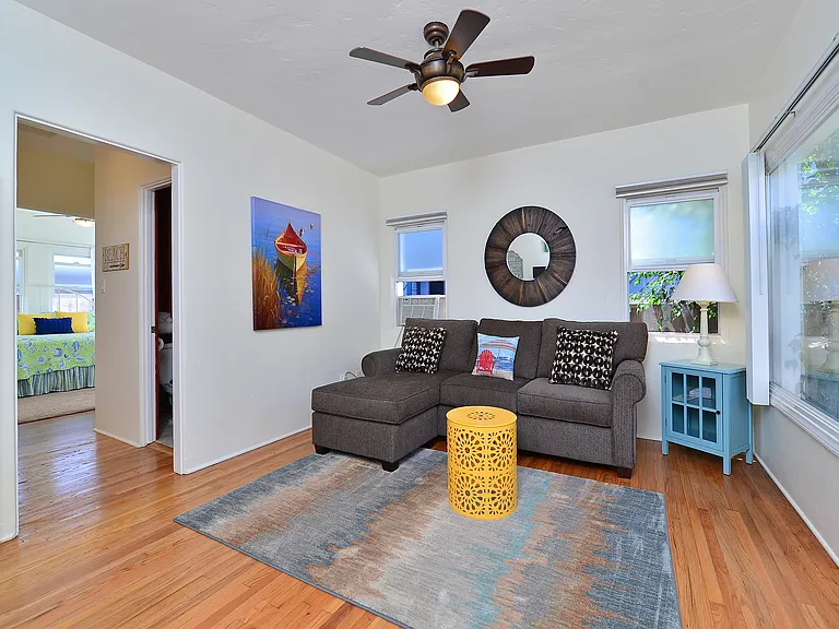 737 Devon Ct — Photo 21