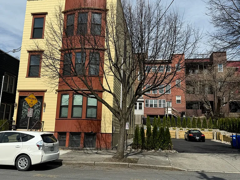 153 Myrtle Ave #1 — Photo 44