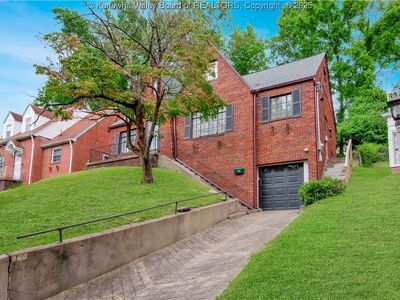 828 Florence Dr, Charleston, WV, 25302