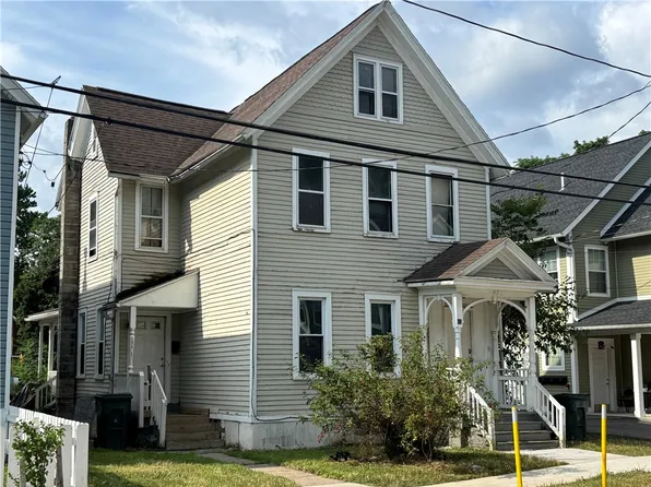 43 Sullivan St, Rochester, NY 14605