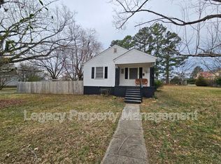 102 Allen Ruffin Ave, Hillsborough, NC 27278