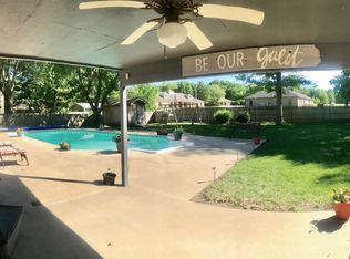 1475 Cherokee Hills Dr, Bartlesville, OK 74006