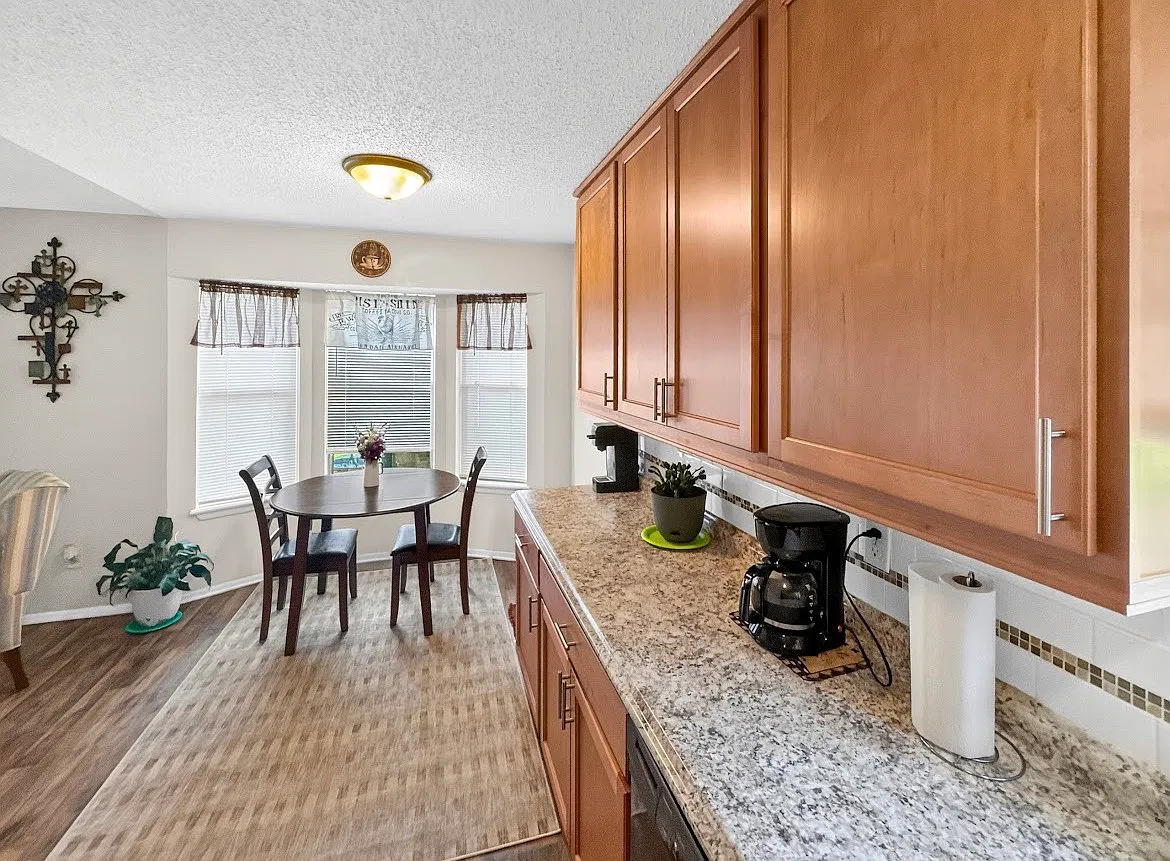 3 bed, 1500 sqft, $1,850 — Photo 2