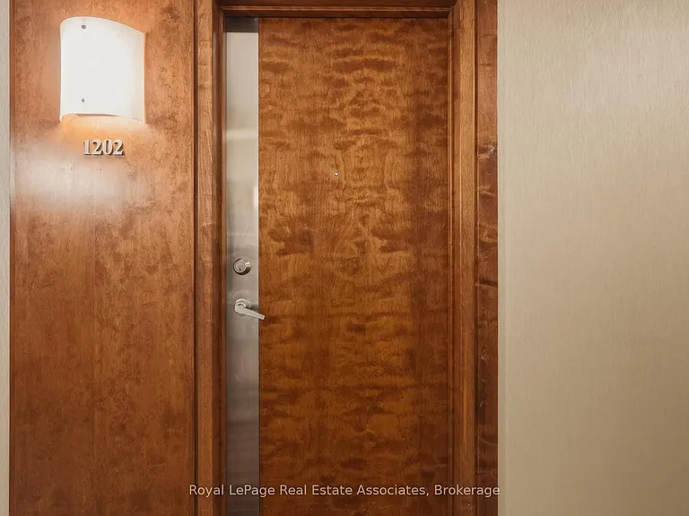 55 Strathaven Dr #1202 — Photo 31