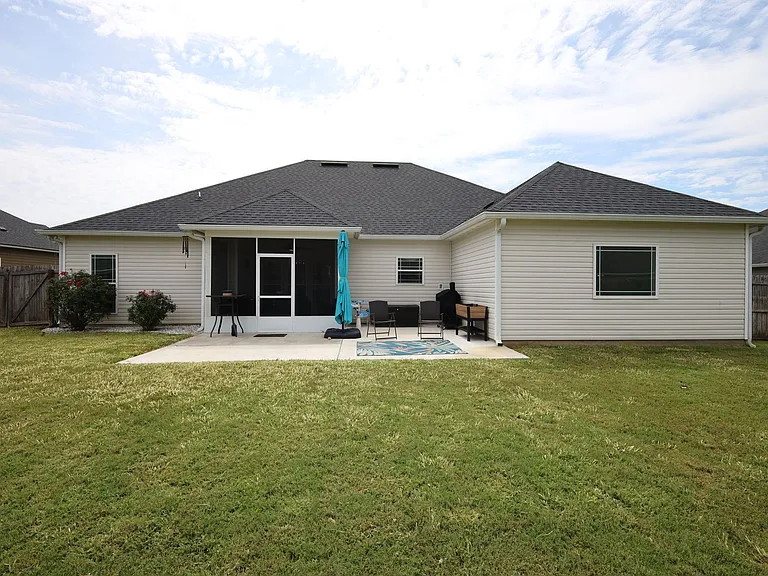 3905 Crusader Ct — Photo 16