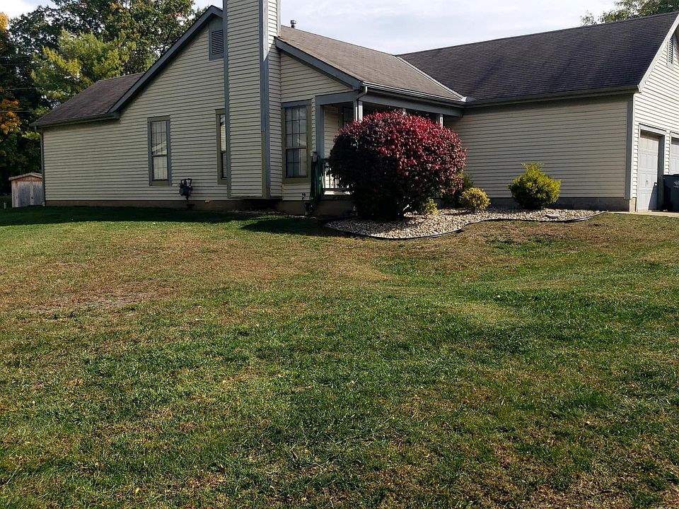 1st image of 900 Crofton Pl