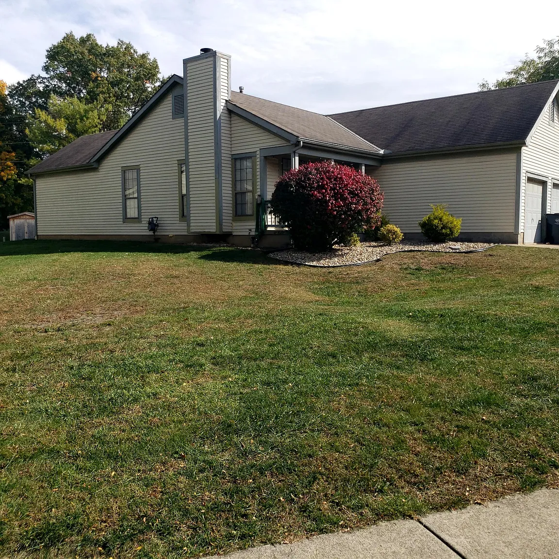 900 Crofton Pl photo 1