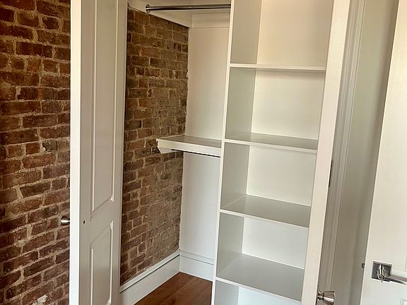5th image of 505 Rogers Ave APT 3