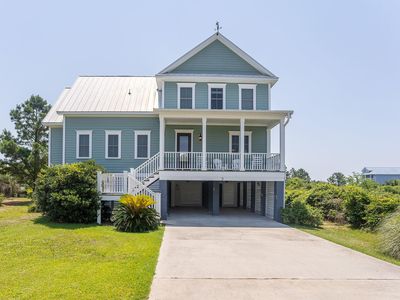3 Windjammer Ln, Saint Helena Island, SC, 29920