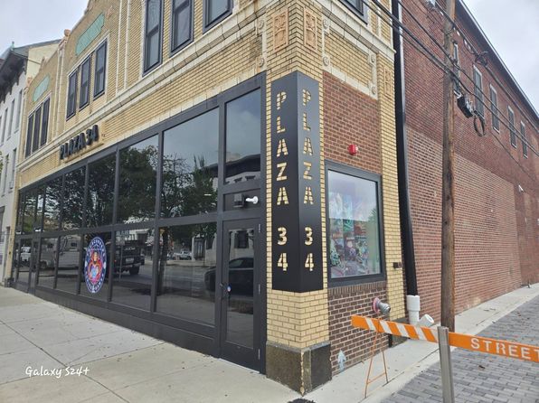 34 Frederick St #204