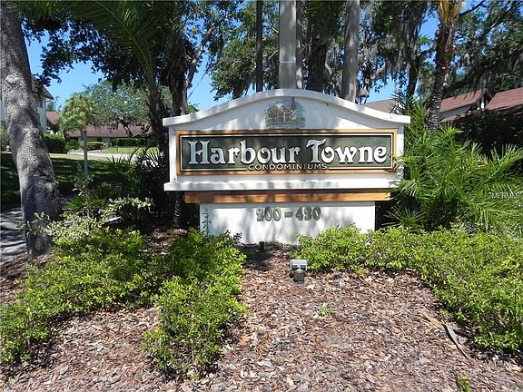 3rd image of 210 N Bayshore Blvd APT 107