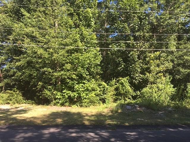 1st image of 305 Ayers Dr